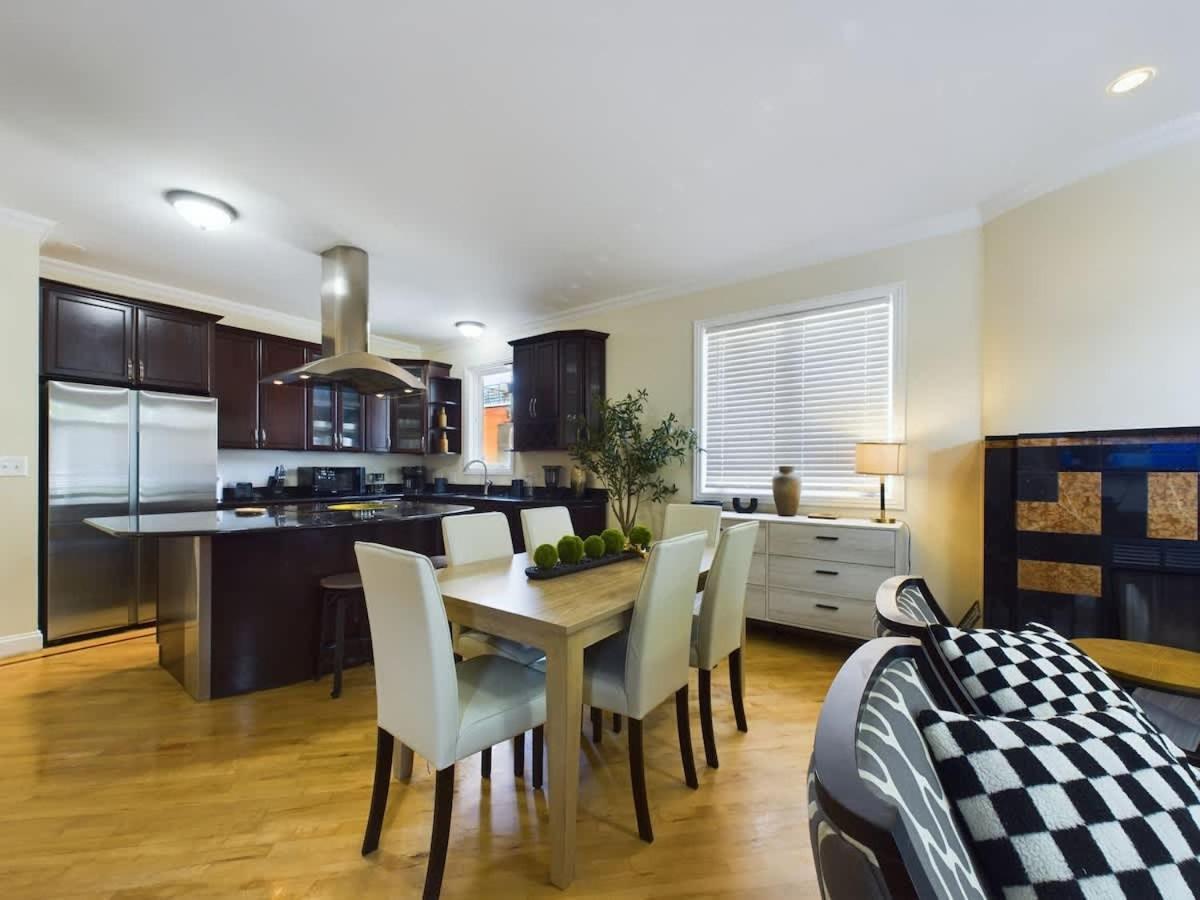 Luxe 4Br With Hot Tub & Game Room 芝加哥 外观 照片
